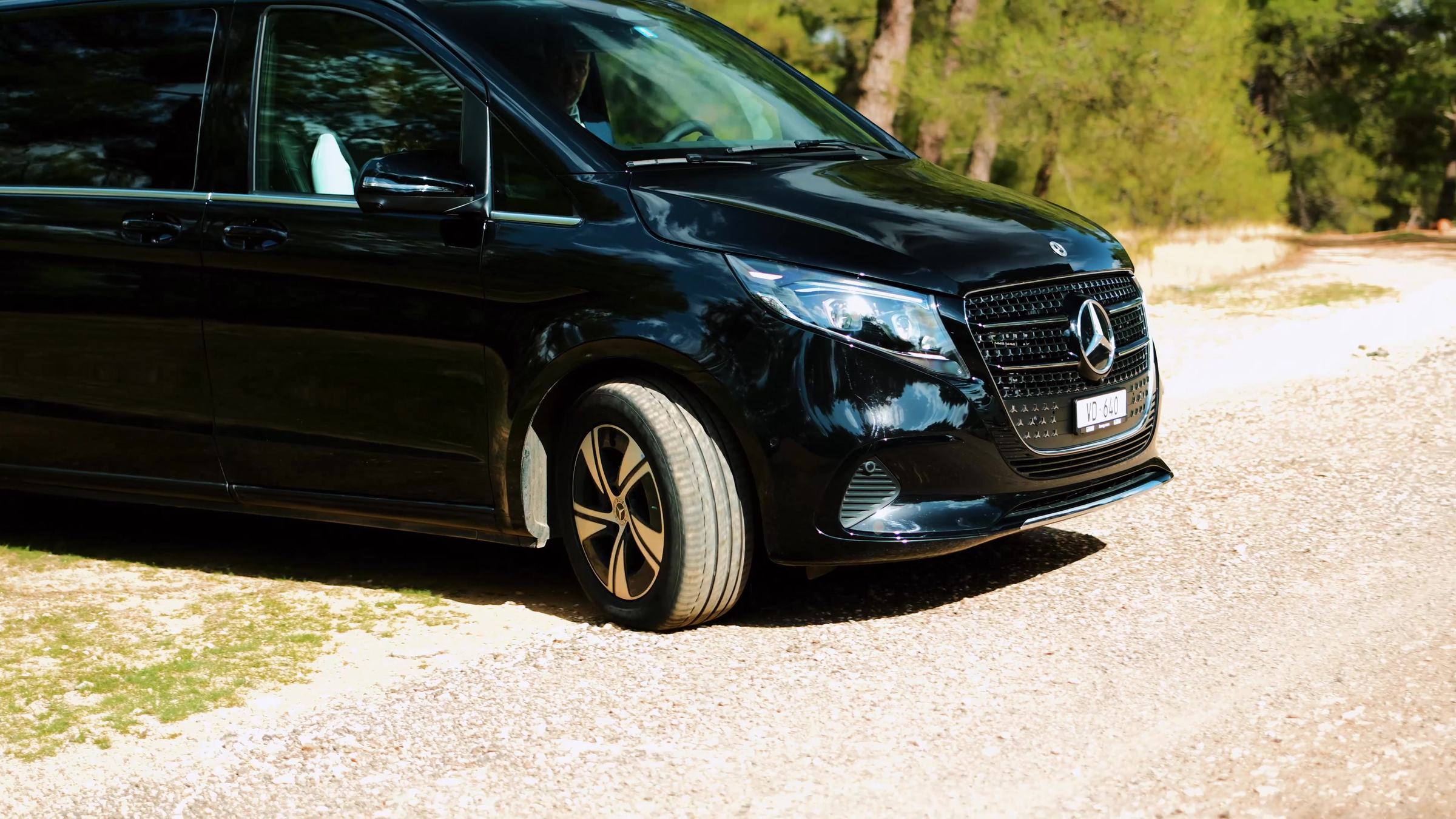 Mercedes-Benz Classe V noir de suisseluxvip
